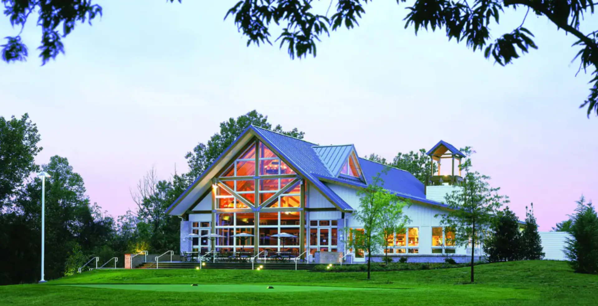 Eagles Nest Bar and Grille
